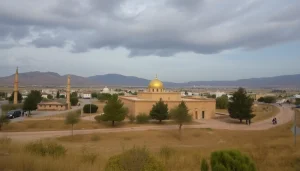קידום חנות באינטרנט עם מוצרים מוארים וגרף צמיחה הממחיש הצלחה.